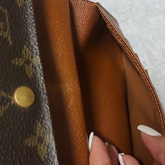 Authentic Louis Vuitton Monogram Envelope Wallet - Picture 12 of 16